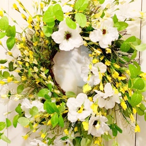 Wreath Collection - Wreath, Yellow Wreath, White Wreath, Grapevine Wreath, Floral Wreath, Wreath, Decor, Gift, Gifts, Grapevine