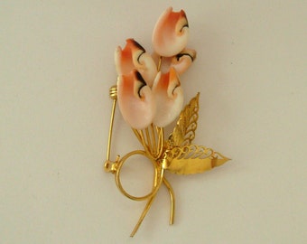 Vintage Porcelain Imitation Shell Brooch Pin with Gold Overlay