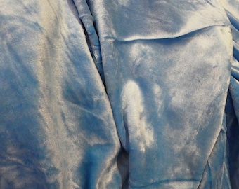 Tejido de terciopelo de bambú: suave, absorbente y de color natural.