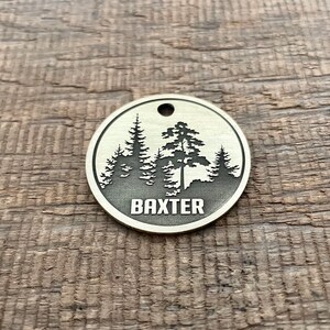 Bos hondenpenning, bomen huisdier ID-tag, kat ID-tag, gepersonaliseerde hondenpenning, microchip huisdier tag, custom, hondenhalsband tag, uniek, schattig, dik afbeelding 2