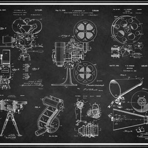 Peut inclure: Un dessin de brevet vintage en noir et blanc d'un projecteur de film, d'une cam&eacute;ra et d'autres &eacute;quipements de cin&eacute;ma. Le dessin comprend le texte "March 2, 1937", "2,072,091", "Aug 11, 1906", "1,808,094", "April 20, 1926", "1,581,572", et "Dec 24, 1906".