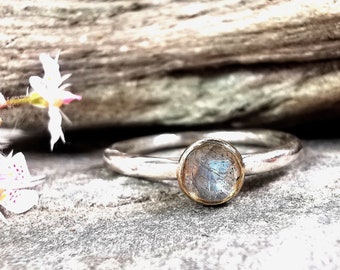 Labradorite Sterling Silver & 9ct Gold Filled Boho Ring. Stacking Ring Rock and Feather Jewellery. Gemstone Ring