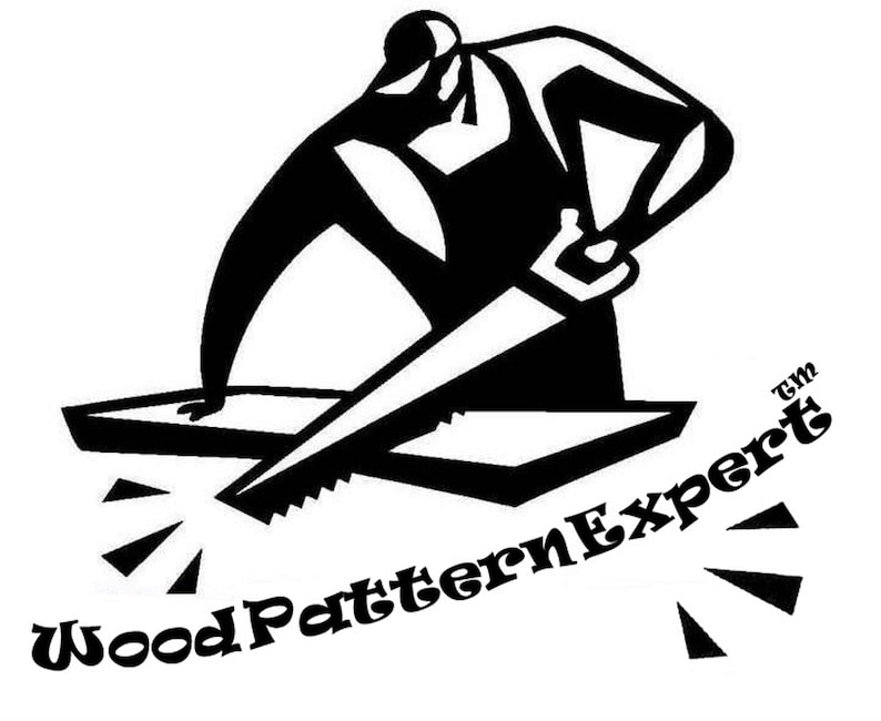 Puede incluir: Ilustraci&oacute;n en blanco y negro de una persona aserrando un trozo de madera. El texto "Wood Pattern Expert&trade;" est&aacute; debajo de la imagen.