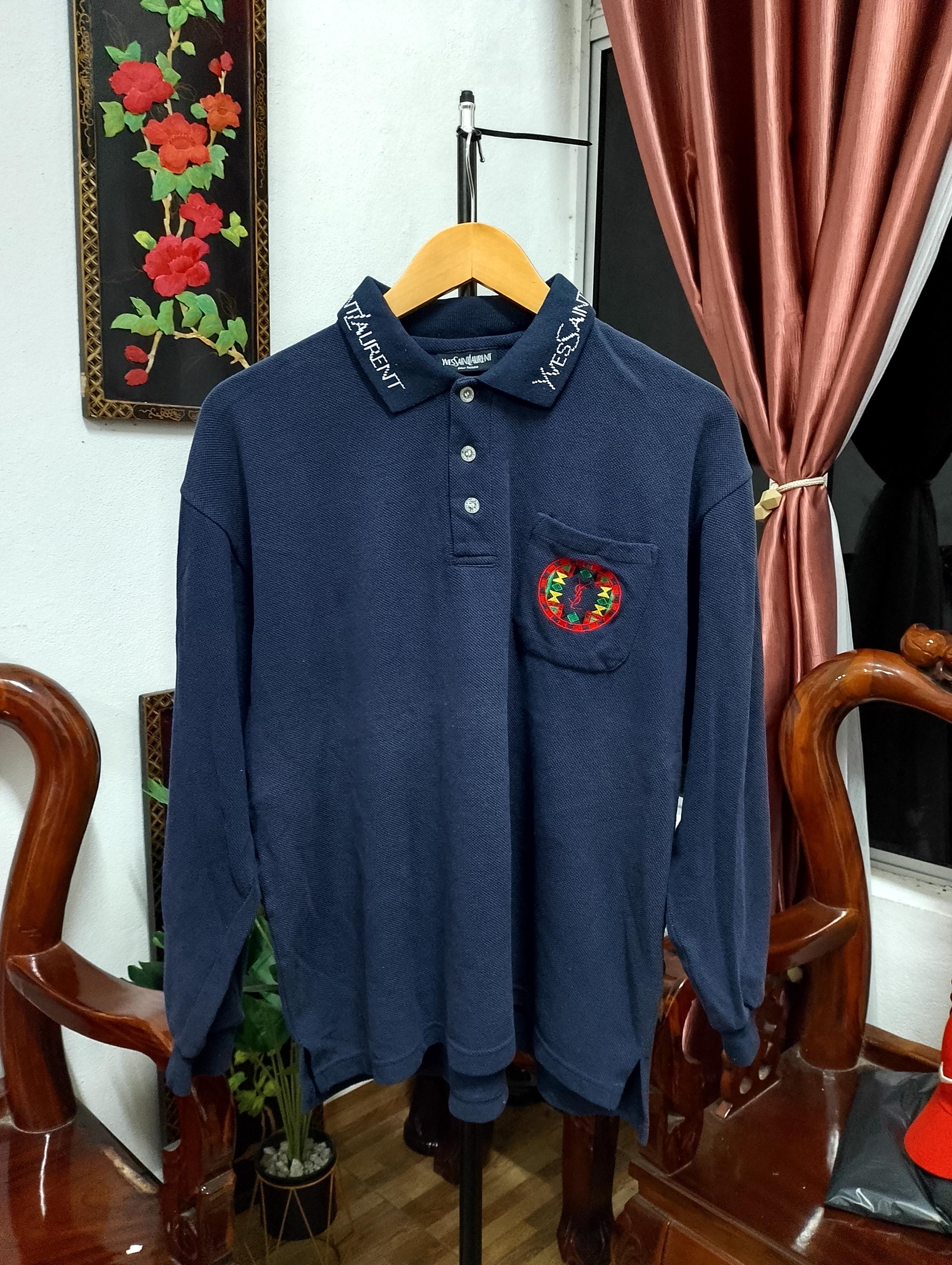 ヴィンテージ イヴ・サンローラン YSL 長袖ポロシャツ – 刺繍ロゴ