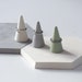 Atelier IDeco - Set of 3 concrete green, white, gray cone ring holders, ring organizer, for jewelry display stand 