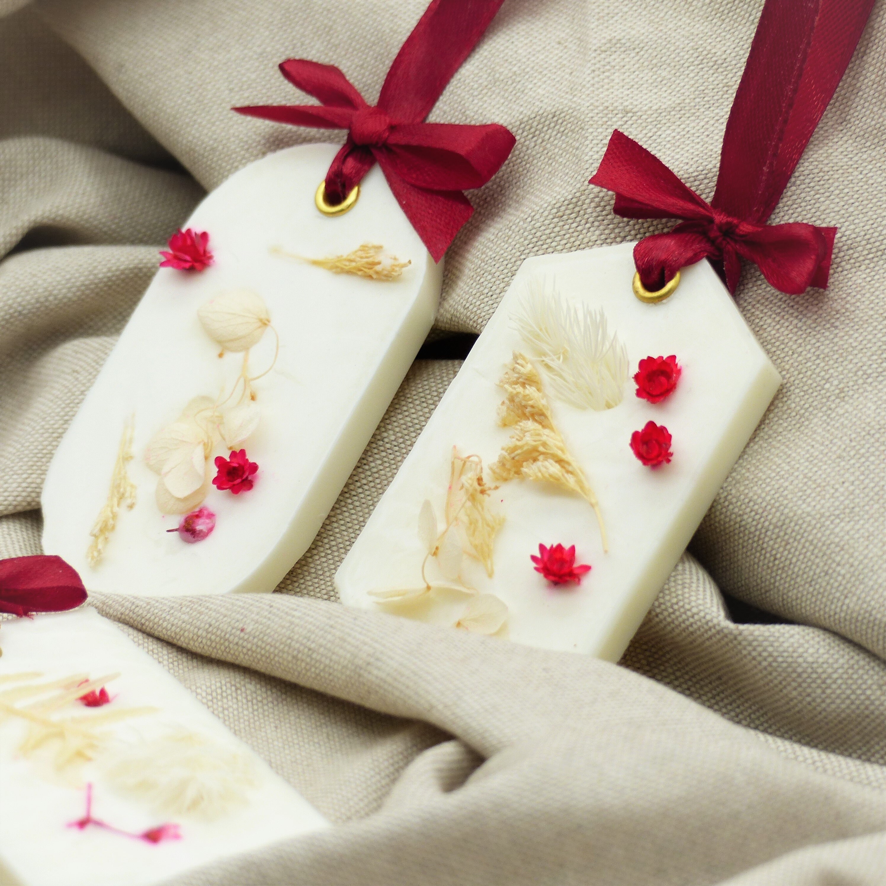 Suspension en Cire de Soja Naturelle et Parfum Grasse | Cerise Noire Atelier Ideco