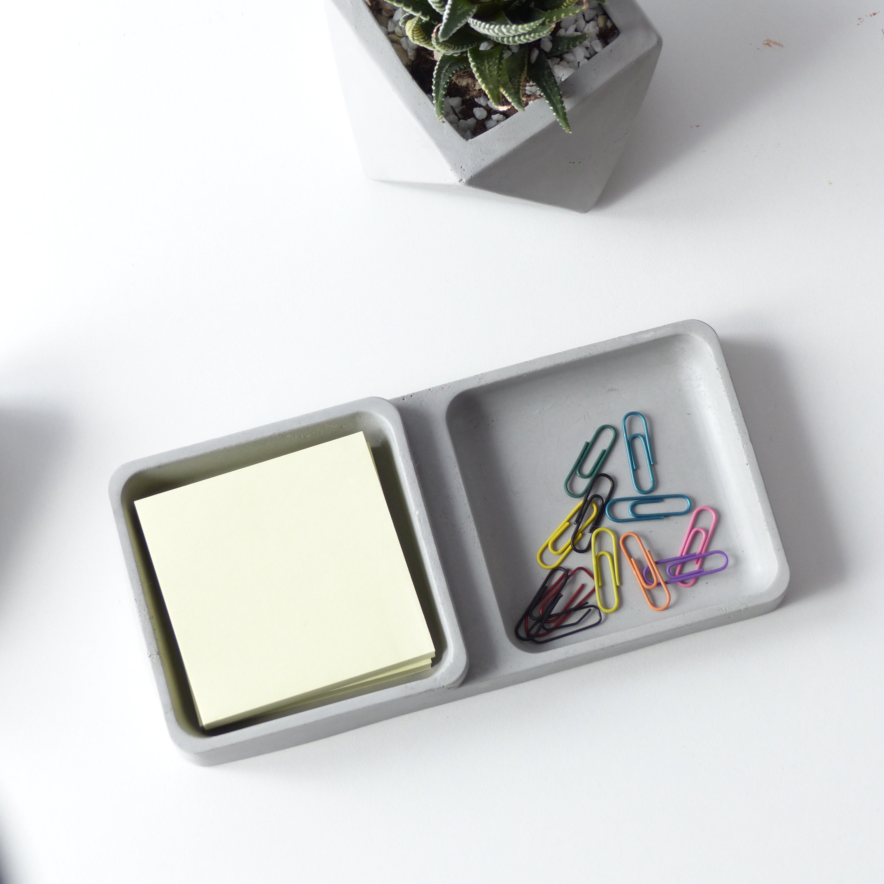 Rangement de Bureau Minimaliste | Vide-Poches Design en Béton Organisateur Pour Mémos et Pense-Bête