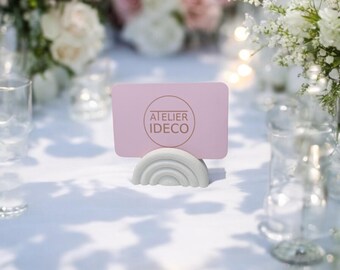 Support carte en béton blanc fait main - Porte-cartes arc-en-ciel pour mariage, restaurant, événement - Fabriqué en Bretagne