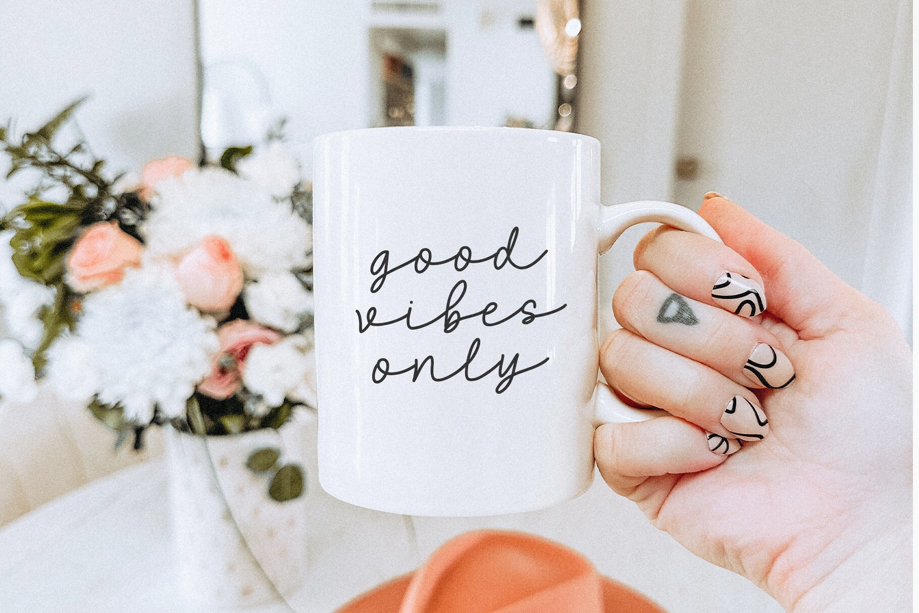 Hello November Font - Handwritten Script Font, Cricut Fonts ...