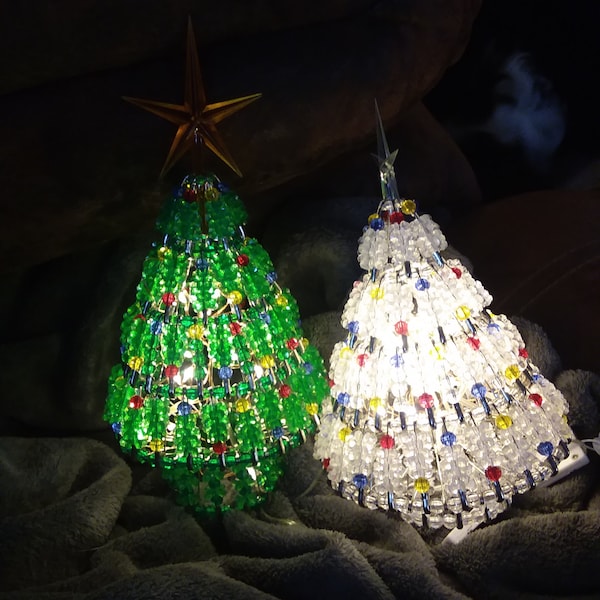 Sapins de Noël en perles