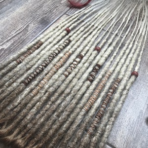 Dreads synthétiques ombrées brunes et blondes : extensions de dreadlocks bohèmes au crochet