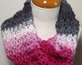 Girls crochet winter cowl/neck warmer