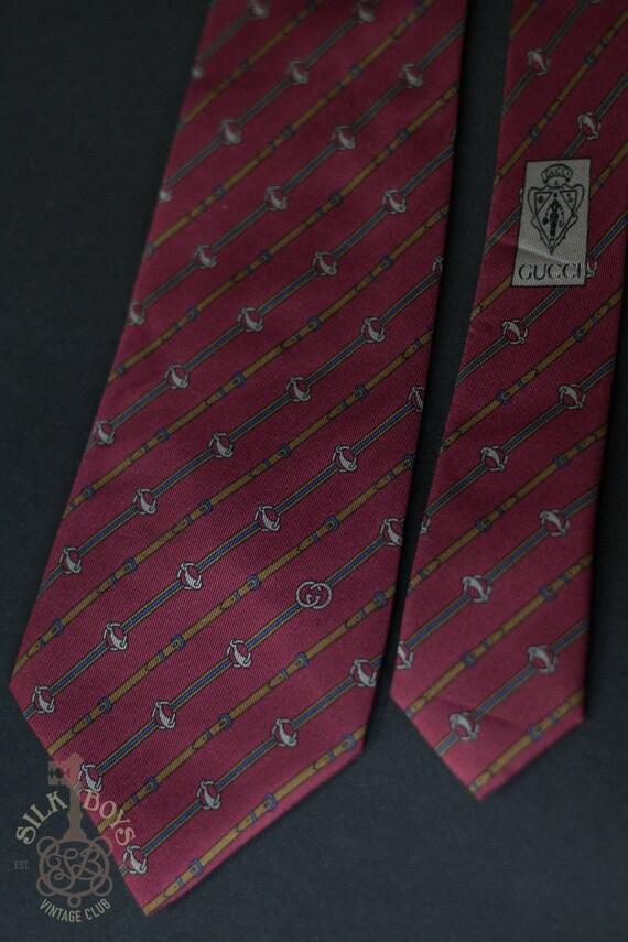 GUCCI Vintage Silk Maroon Burgundy Red Necktie wit