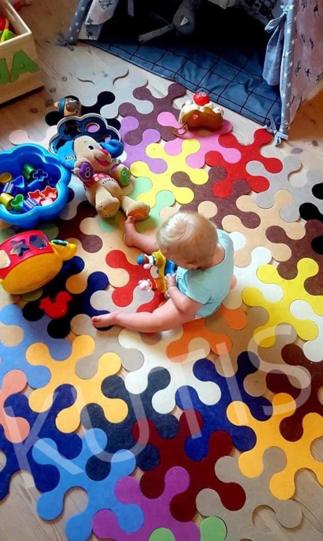 Puzzle Rug Multicolor Round Shape Puzzle Carpet for Children Interior