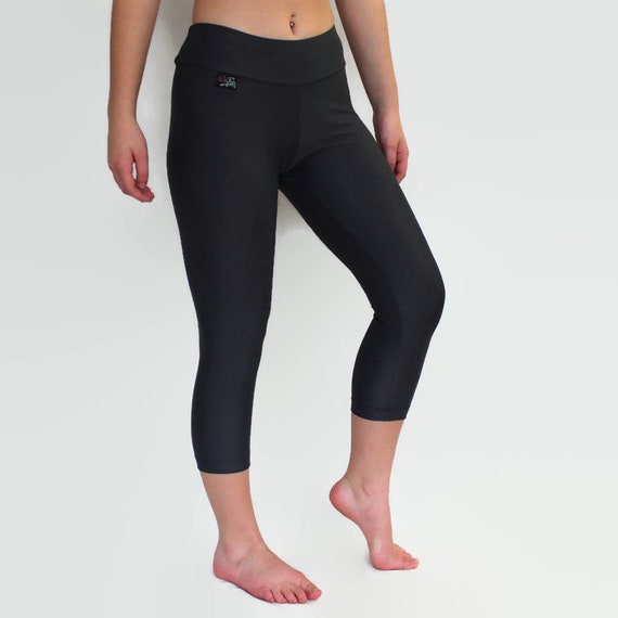 Black cropped leggings capris three quarter length lycra leggings