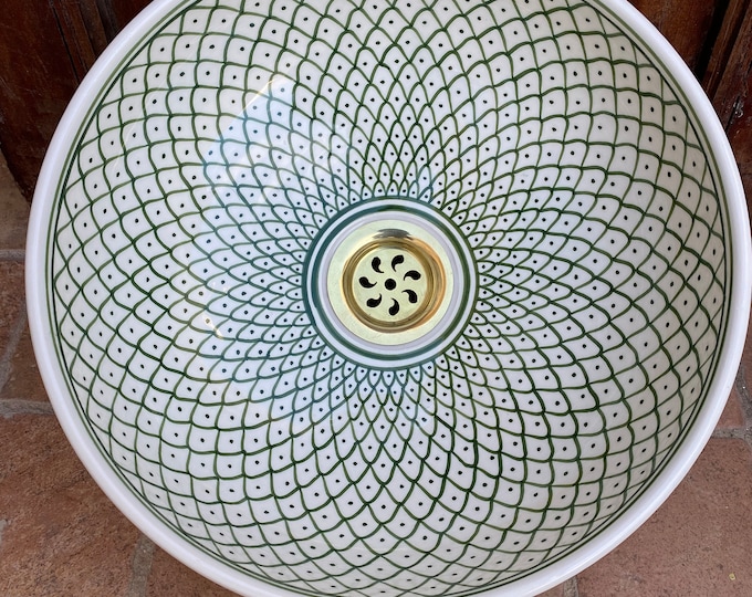 Artisanal Elegance: Handcrafted Moroccan Washbasins for Timeless Charm