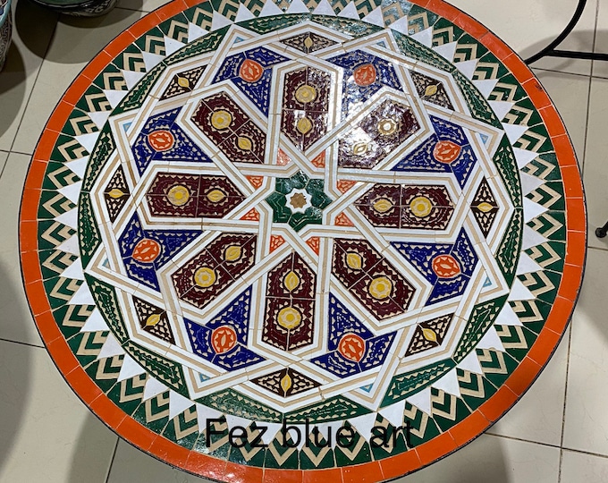 Round mosaic table / zellige table/ handmade moroccan mosaic table/ mosaic crafts.