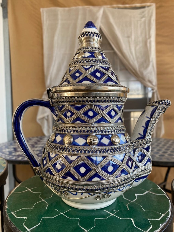Teiera in ceramica marocchina intarsiata in rete / teiera fatta a mano. -   Italia