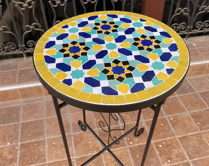 Handmade Moroccan mosaic table / round mosaic table / mosaic dining table.