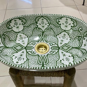 Fregadero ovalado/fregadero de cerámica marroquí, hecho y pintado a mano/fregadero artesanal/lavabo de cerámica/lavabo marroquí.