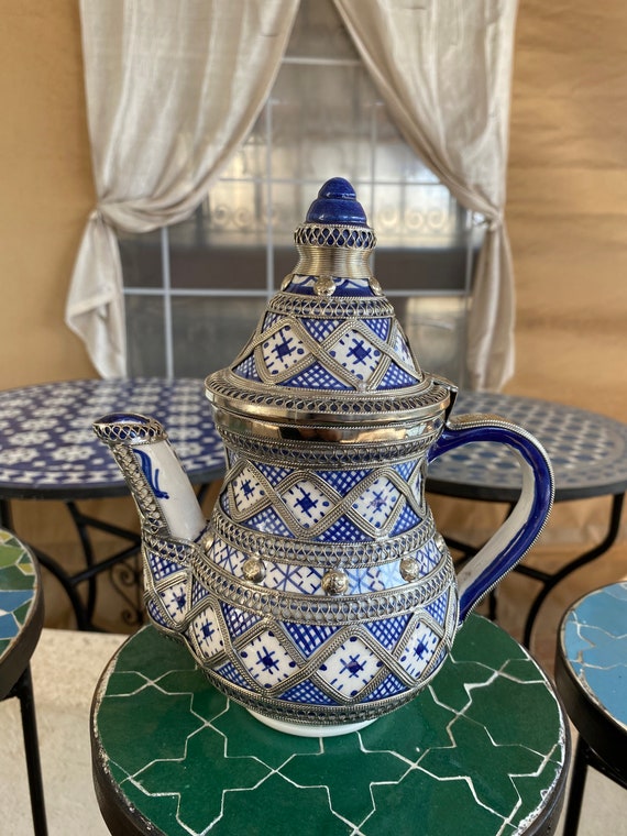 Teiera in ceramica marocchina intarsiata con alpacca/teiera fatta a mano. -   Italia