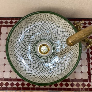 Exquisites handgefertigtes marokkanisches Keramikwaschbecken: Authentische Kunst für Ihr Badezimmerdekor Bild 4