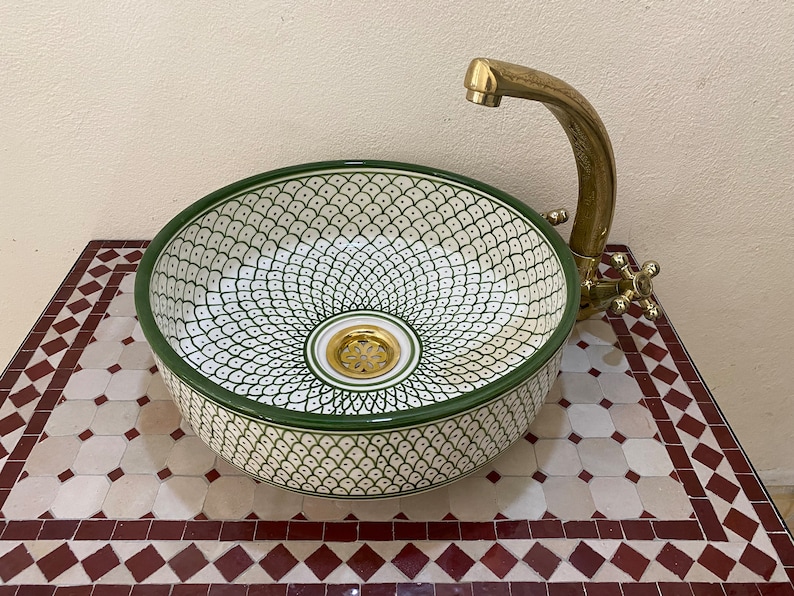 Exquisites handgefertigtes marokkanisches Keramikwaschbecken: Authentische Kunst für Ihr Badezimmerdekor Bild 1