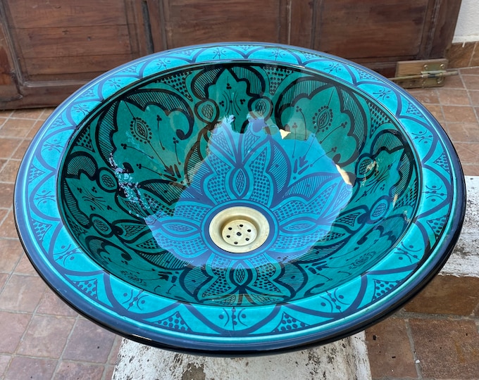 Turquoise sink/Evier/Lavabo in Moroccan ceramic handmade and hand painted. Moroccan wash basin handmade.