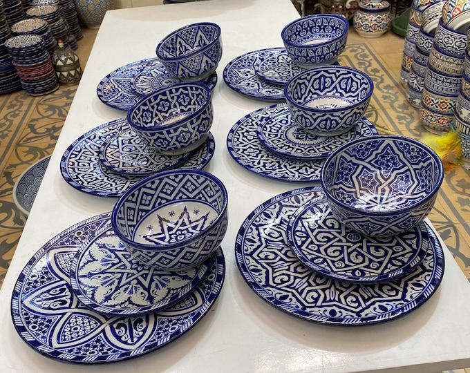 Moroccan Fes ceramic table service, handmade and hand painted. Moroccan Fes ceramic table set, handmade and hand painted.