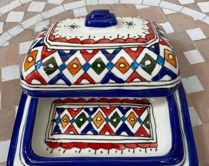 Moroccan handmade butter dish in ceramic from Fes. Moroccan handmade butter dish