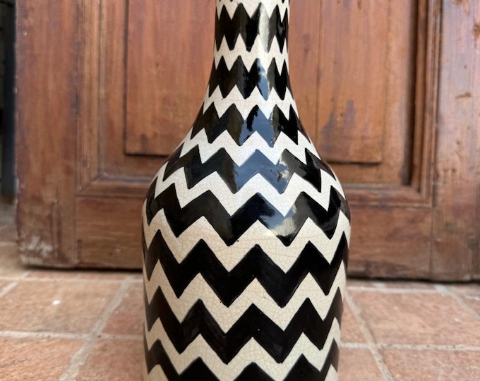 Authentic Hand-Painted Moroccan Ceramic Vase: Vintage Charm in Black & White - Handmade Décor for Your Home