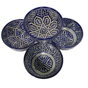 Set of 4 handmade and hand painted Fes ceramic bowls/cereal bowls/soup bowls.