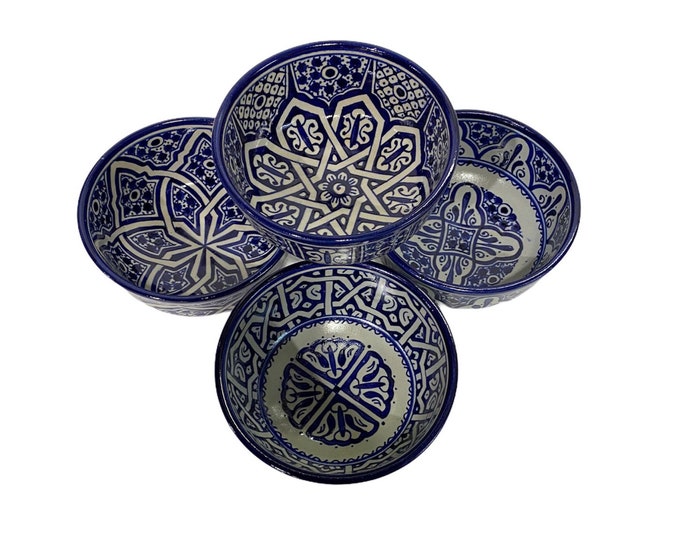 Set of 4 handmade and hand painted Fes ceramic bowls/cereal bowls/soup bowls.