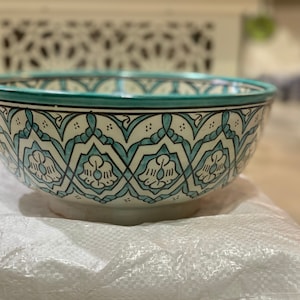 Handmade salad bowl. salad bowl handmade