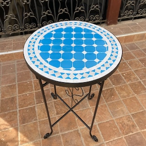 Handmade Moroccan mosaic table / round mosaic table / mosaic dining table.
