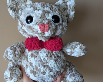 Crochet Cat with Bow Tie