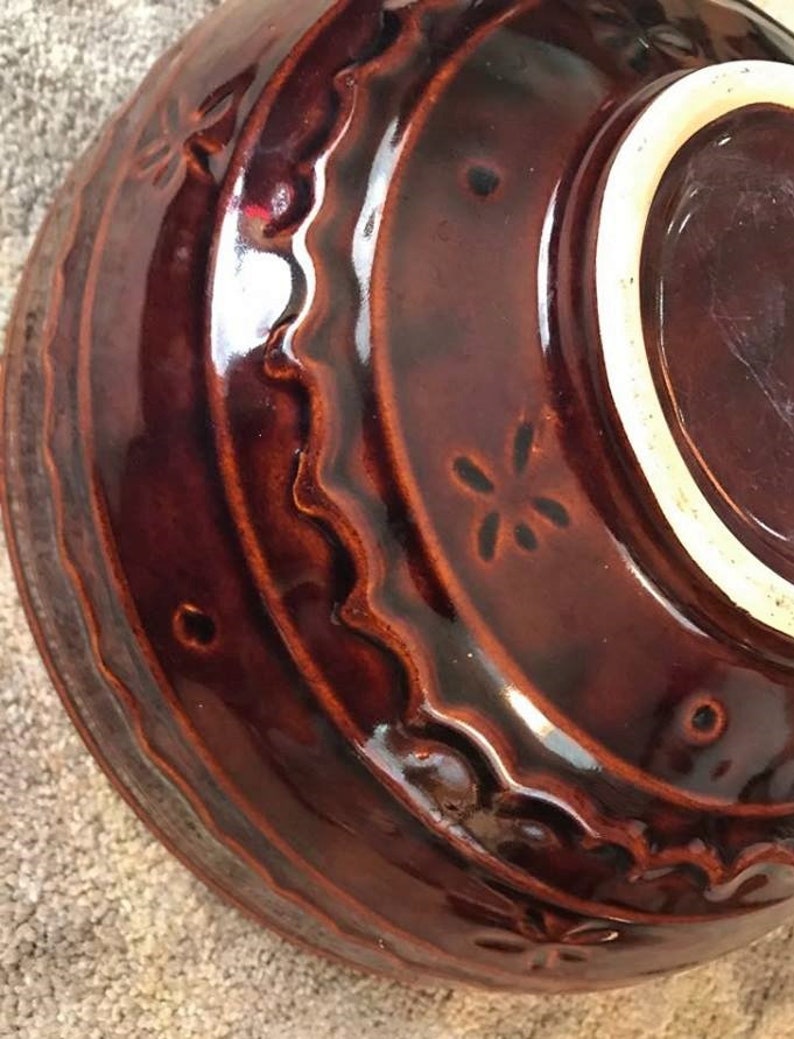 Vintage Mar-Crest Daisy and Dot Oven Proof Stoneware Bowl