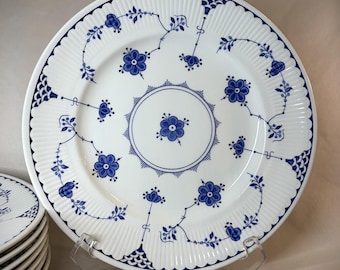 Set of 8 Johnson Brothers Denmark Blue 10" Dinner Plates Half Ribbed Rim England.