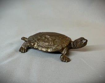 Vintage Small Brass Turtle Figurine.