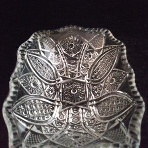 Vintage Indiana Glass OMN #123 AKA: Paneled Daisy and Finecut Berry Bowls. Set of Six.First intro  in 1909