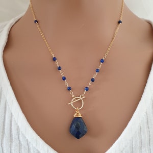 Lapis lazuli pendant, 14k gold filled chain, toggle clasp necklace, beaded necklace for women, navy blue necklace