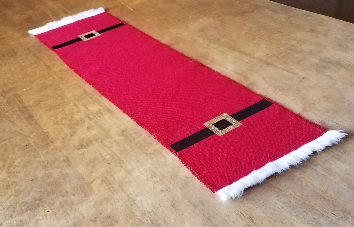 Santa Table Runner Santa Table Decor Traditional Christmas Etsy