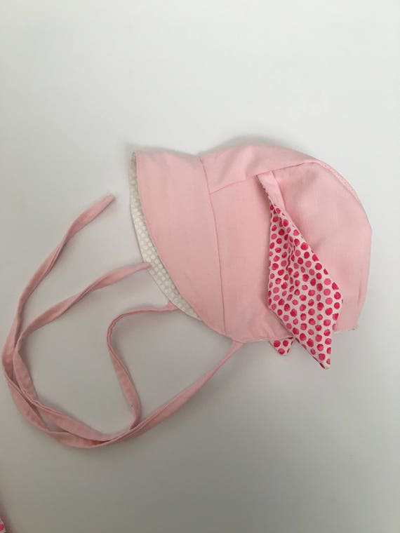 pink bonnet hat