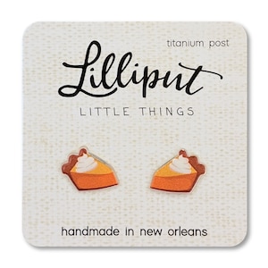 Pumpkin Pie Earrings // Thanksgiving Earrings // Fall Earrings // Miniature Food // Cozy Girl // Fall Vibes // Holiday Earrings