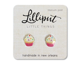 Birthday Cupcake Earrings: Titanium Posts, Birthday Party Favors