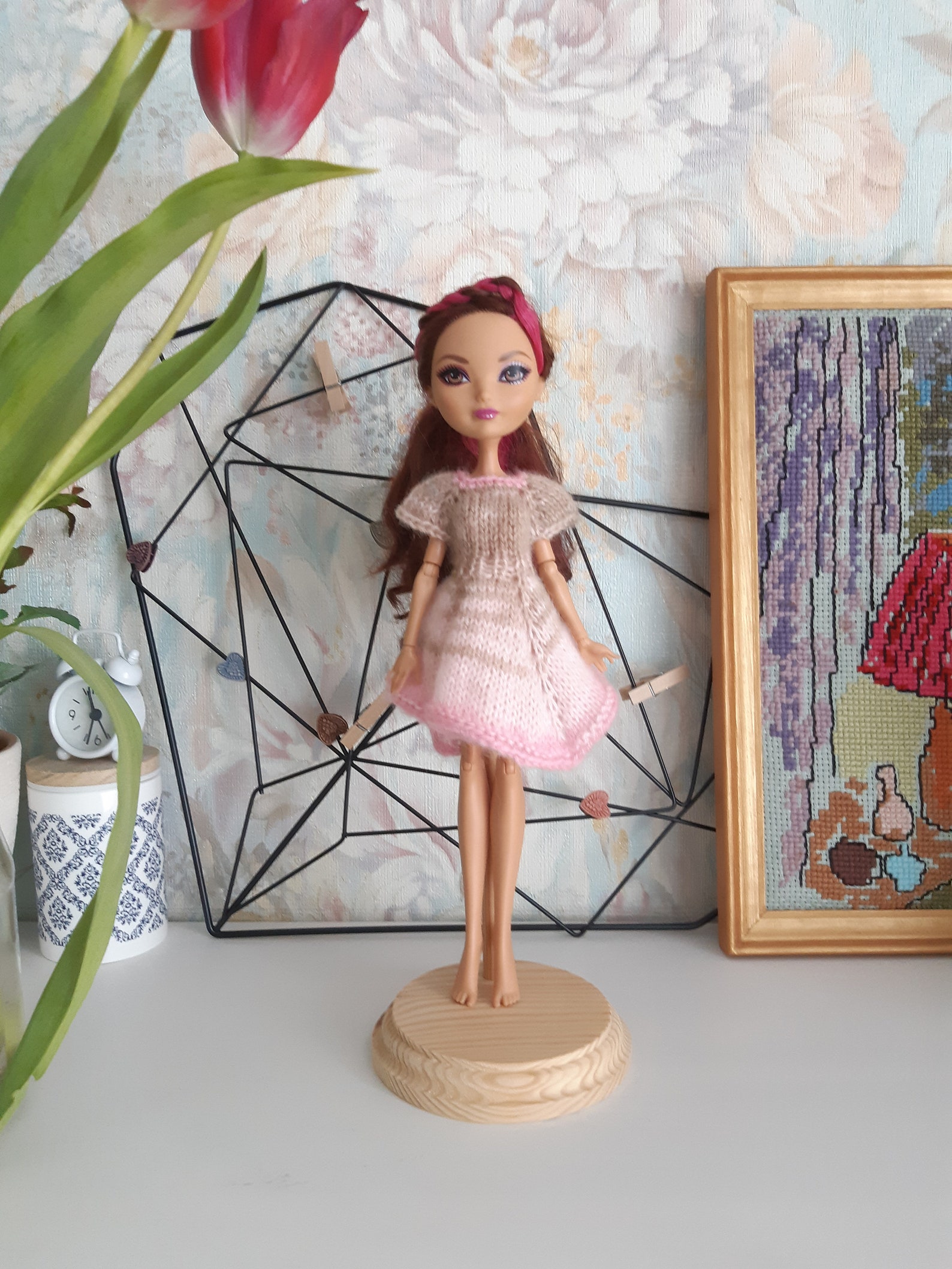 Doll Stand Wood Display Stand Doll Display Doll Holder Blythe Etsy