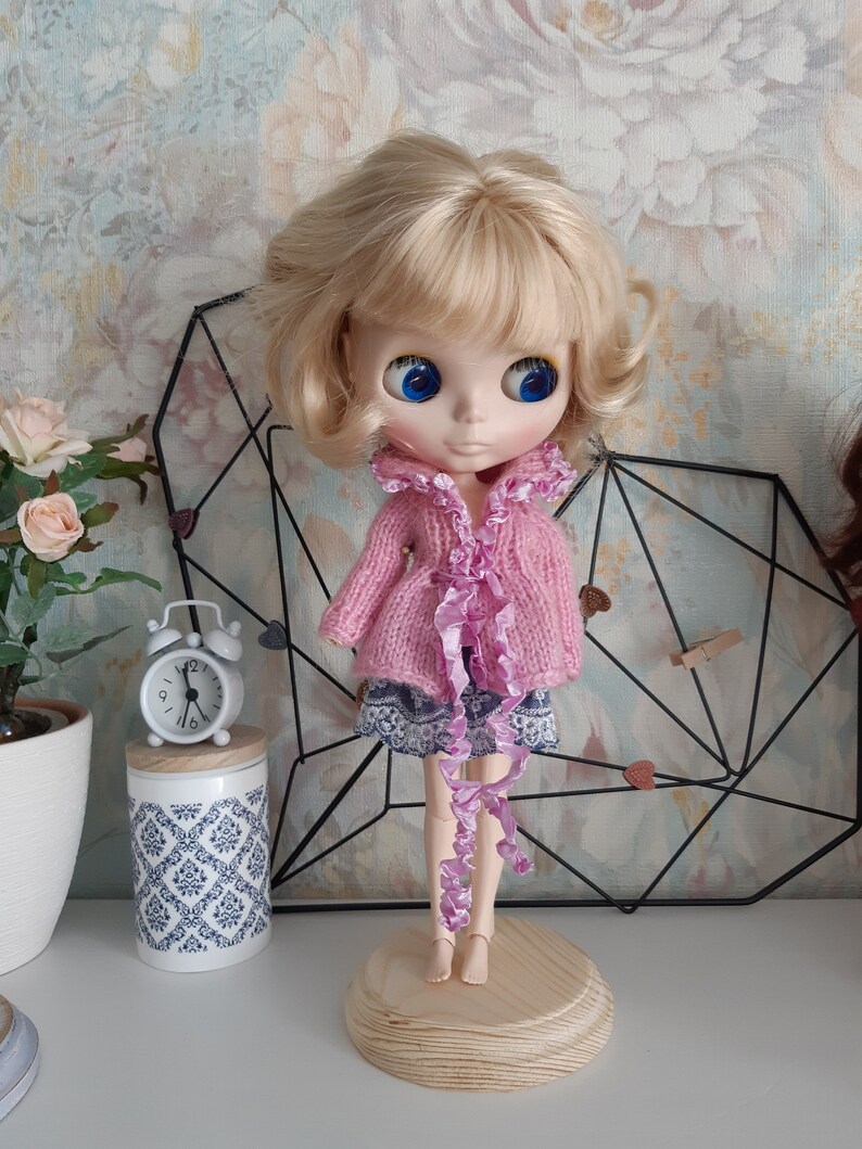 2 Pcs Crochet Doll Stand, Wooden Doll Stand For Mini Crochet Dolls Dual
