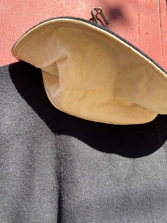 1960's/70's Vintage Mexican Wool Embroidered Cape - image 5