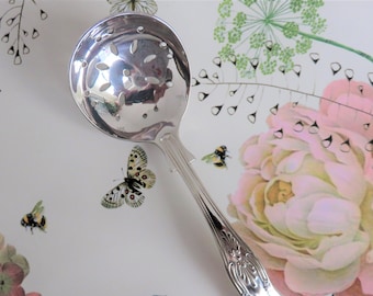英国アンティーク　sugar sifter spoon Vintage Sugar Sifter Spoon, Silver Plated With Kings Pattern