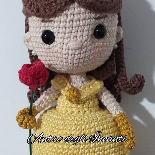 Bambola amigurumi mini Belle// Mini Belle amigurumi doll